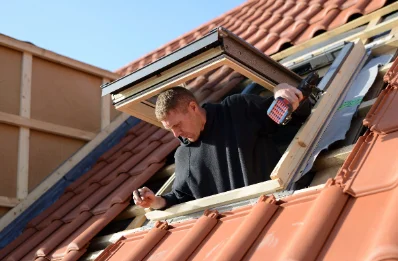 Pose de fenêtres de toit Velux à Lucmau